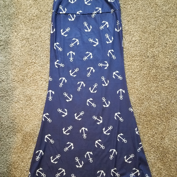 Dresses & Skirts - Maxi skirt